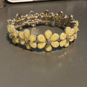 Cookie Lee flowered stretch bracelet